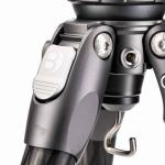 Benro Tortoise Columnless Carbon Fiber Tripod with Leveling Base 2