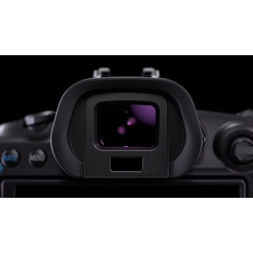 Canon EOS R5 Mirrorless Camera with 24-105mm f/4 Lens