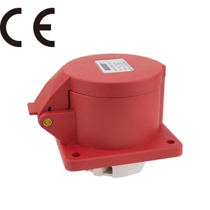 KUPO CEE FORM 32A/ 5P/400V, PANEL FEMALE